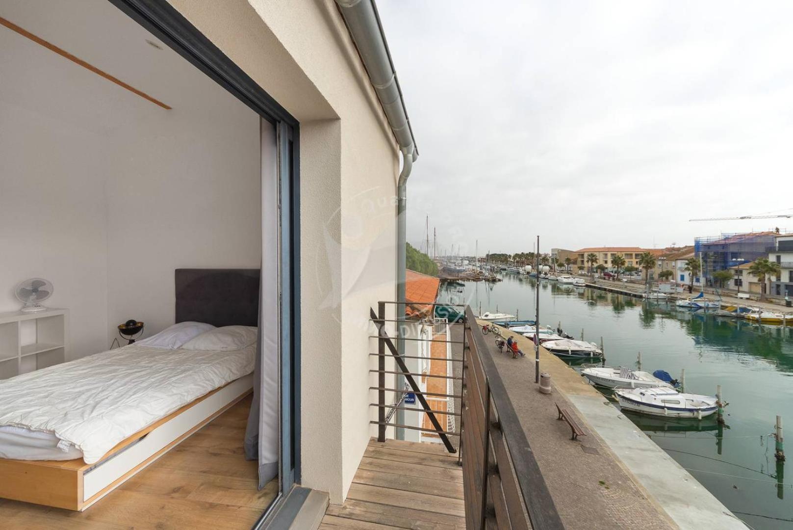 As13871 - P2 En Duplex Au Centre Ville Avec Magnifique Vue Ле-Гро-дю-Руа Екстер'єр фото